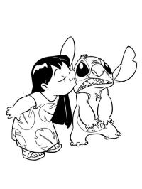 Lilo geeft Stitch een kus